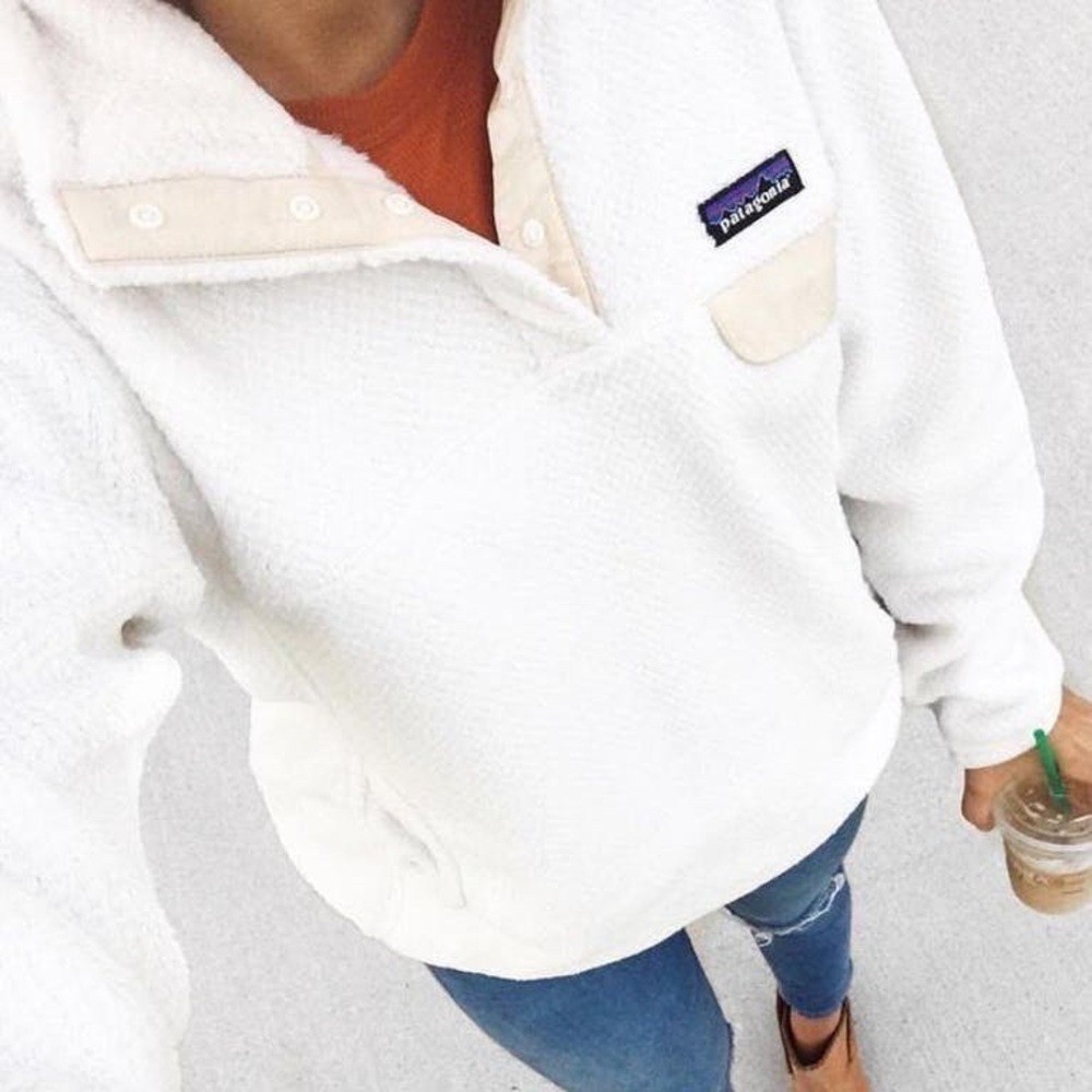 White Patagonia Fleece Pullover